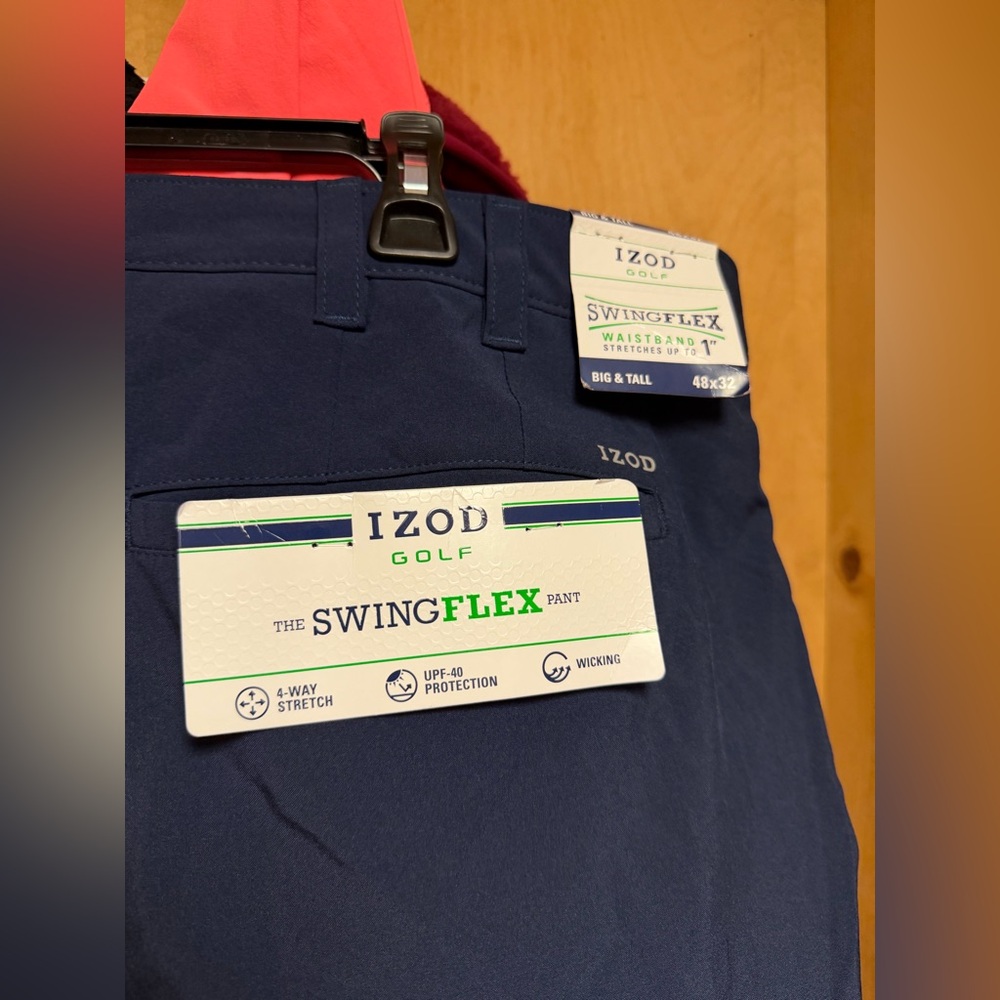 Izod Golf SwingFlex Pants navy blue - Men’s size 48x32 - NWT